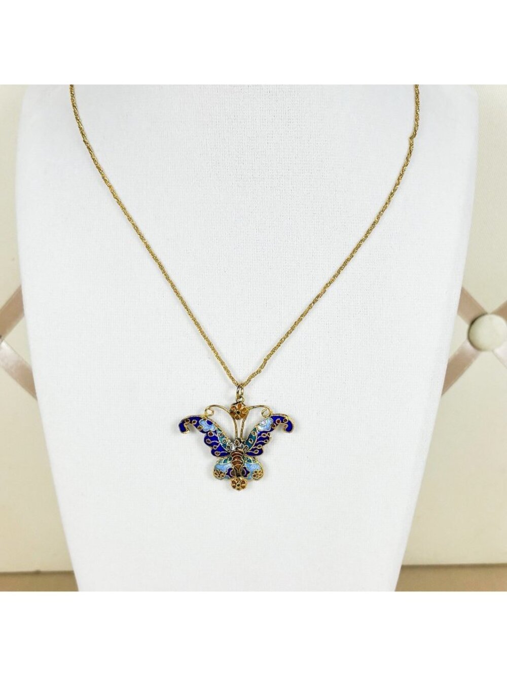 VTG Chinese Cloisonné Enamel Butterfly Pendant Necklace Gold Tone Unique 24” B86